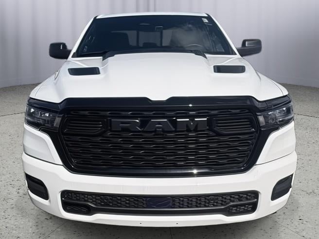 2026 RAM 1500 Express Crew Cab 4x4 5'7' Box