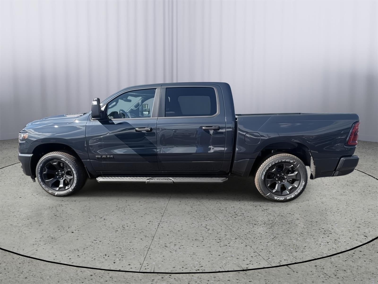 2026 RAM 1500 Express Crew Cab 4x4 5'7' Box