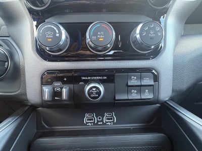 2026 RAM 1500 Express Crew Cab 4x4 5'7' Box
