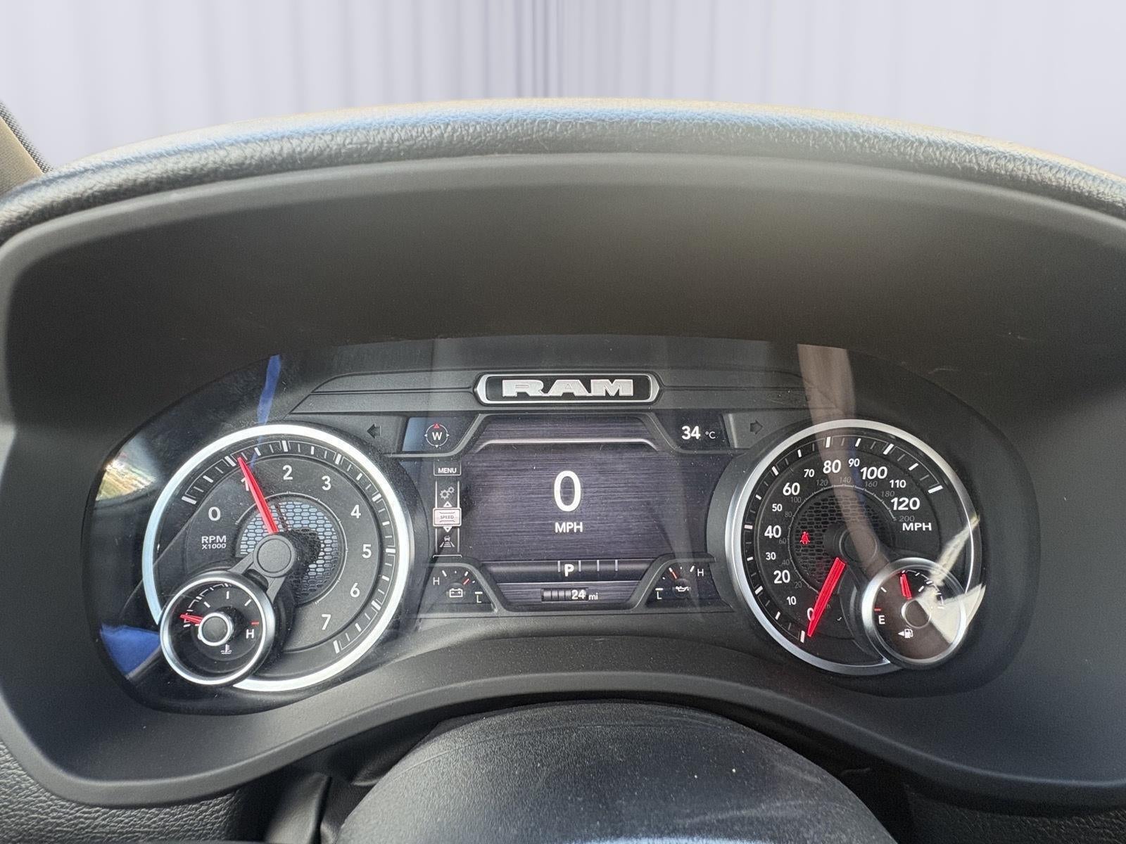 2026 RAM 1500 Express Crew Cab 4x4 5'7' Box
