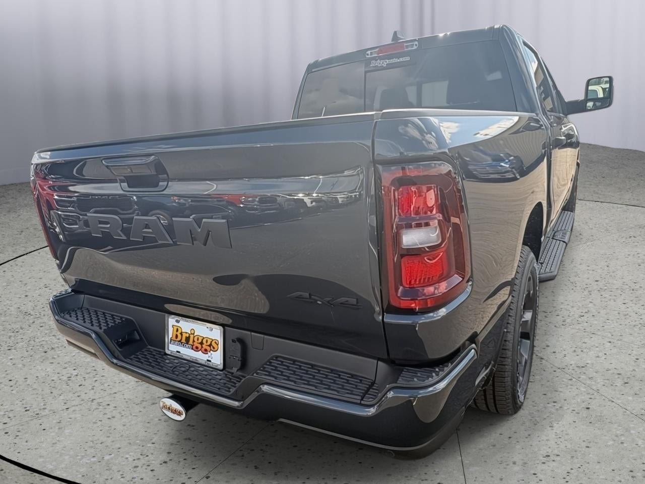 2026 RAM 1500 Express Crew Cab 4x4 5'7' Box