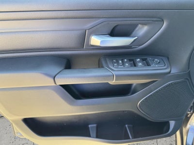 2026 RAM 1500 Tradesman Crew Cab 4x4 5'7' Box