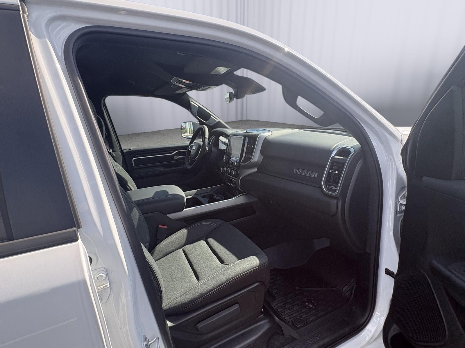 2026 RAM 1500 Big Horn Crew Cab 4x4 5'7' Box