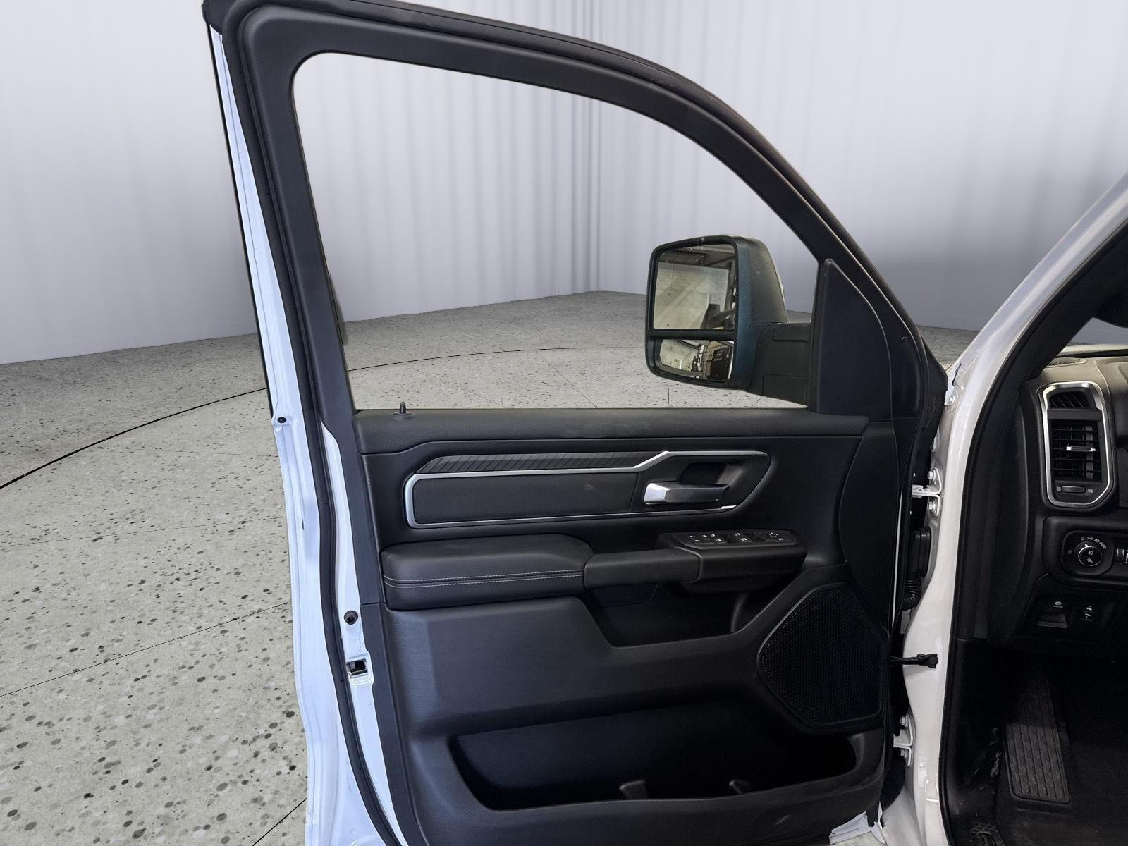 2026 RAM 1500 Big Horn Crew Cab 4x4 5'7' Box