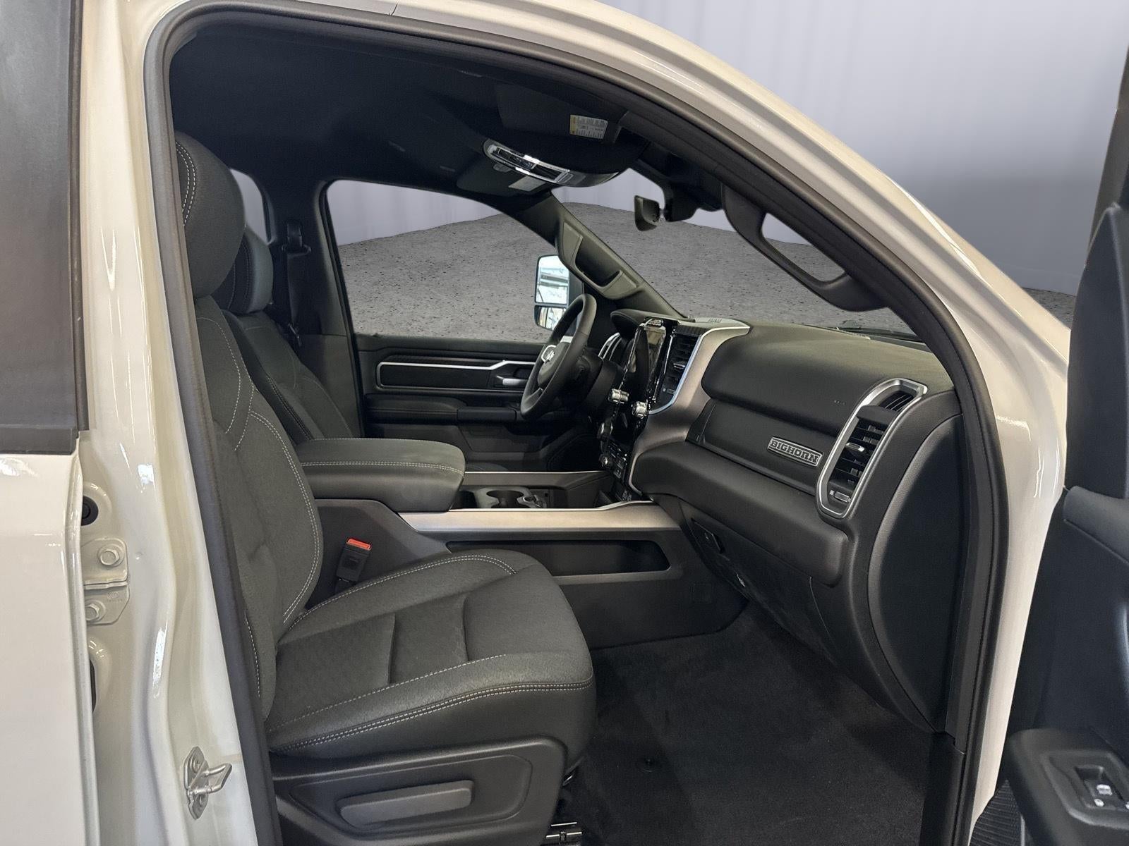 2026 RAM 1500 Big Horn Crew Cab 4x4 5'7' Box