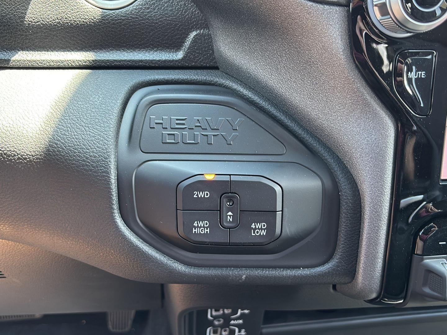 2026 RAM Ram 2500 RAM 2500 TRADESMAN CREW CAB 4X4 6'4' BOX