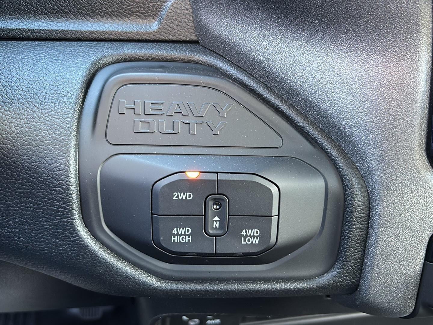 2026 RAM Ram 3500 Chassis Cab RAM 3500 TRADESMAN CHASSIS REGULAR CAB 4X4 84' CA