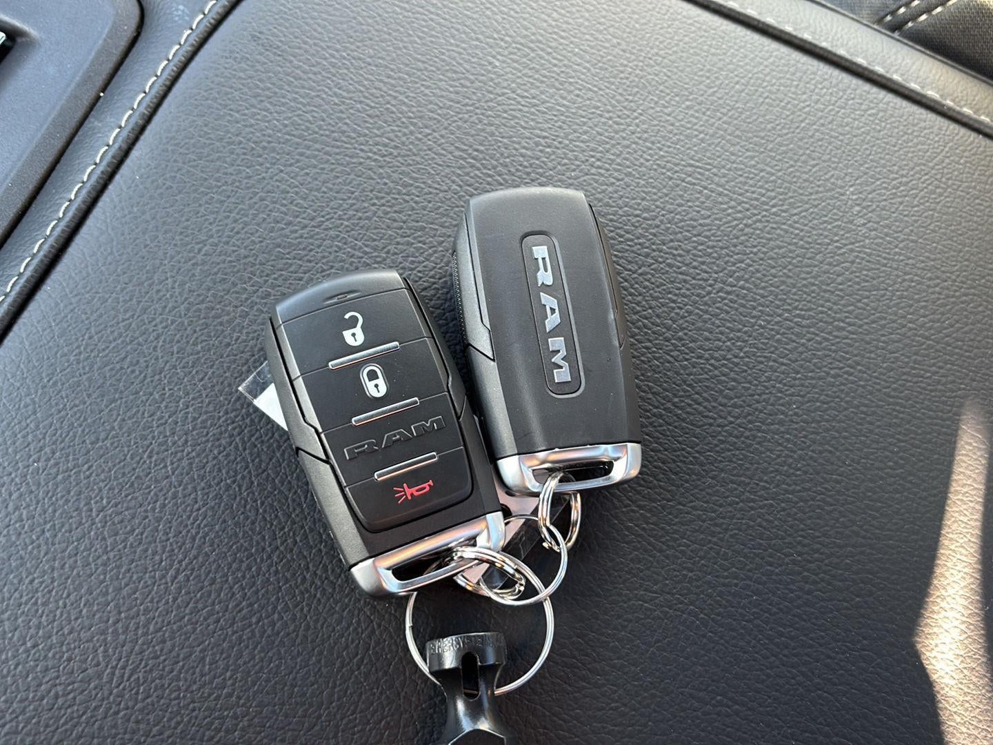 2026 RAM Ram 3500 Chassis Cab RAM 3500 TRADESMAN CHASSIS REGULAR CAB 4X4 84' CA