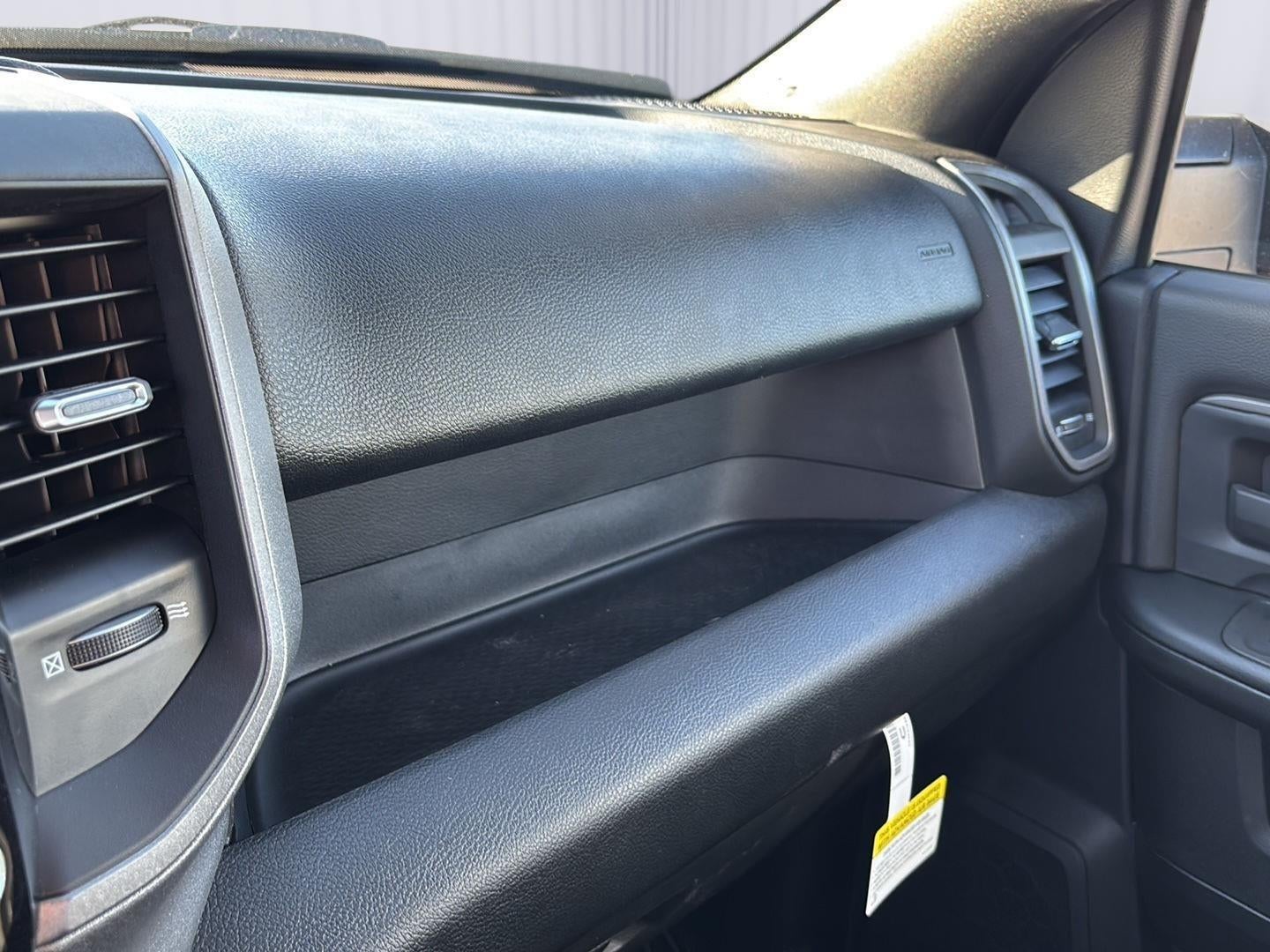 2026 RAM Ram 3500 Chassis Cab RAM 3500 TRADESMAN CHASSIS REGULAR CAB 4X4 84' CA