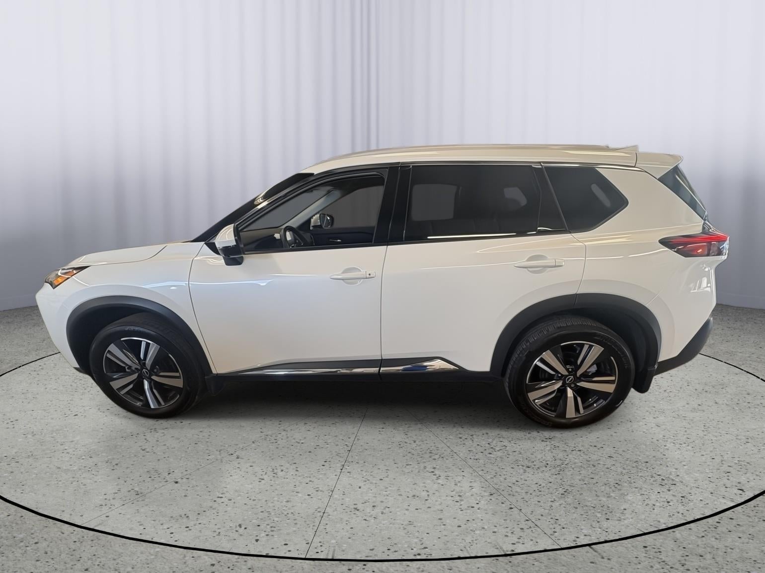 Used 2023 Nissan Rogue SL with VIN 5N1BT3CB5PC847907 for sale in Kansas City