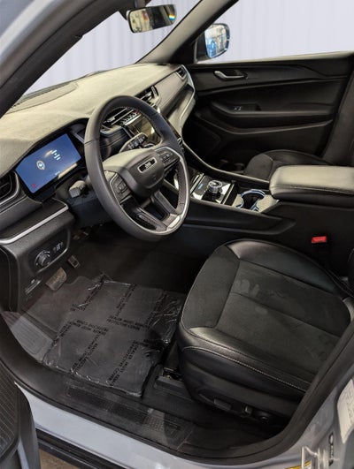 2025 Jeep Grand Cherokee Altitude 4x4