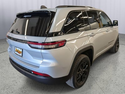 2025 Jeep Grand Cherokee Altitude 4x4