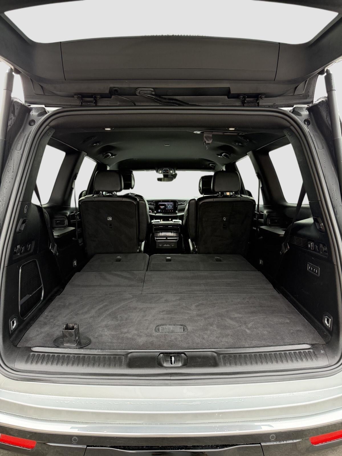 2024 Jeep Wagoneer Series III 4x4