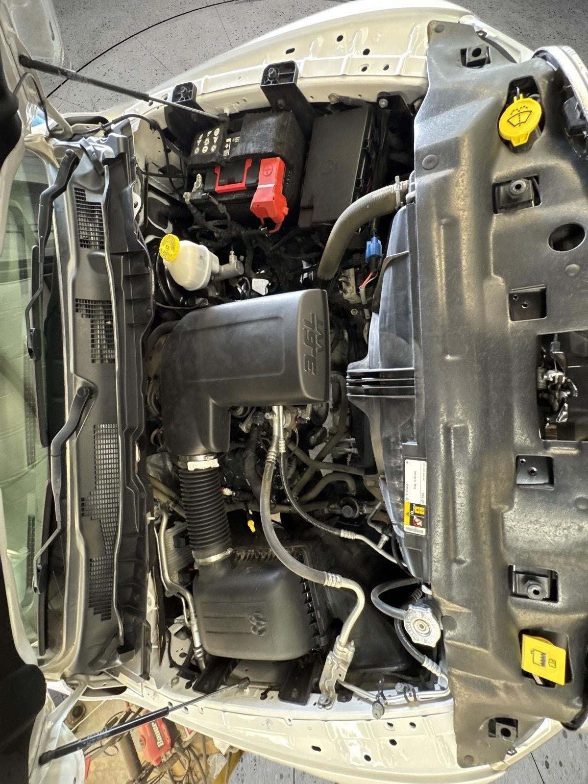 2021 RAM 1500 Classic Tradesman Quad Cab 4x2 6'4' Box