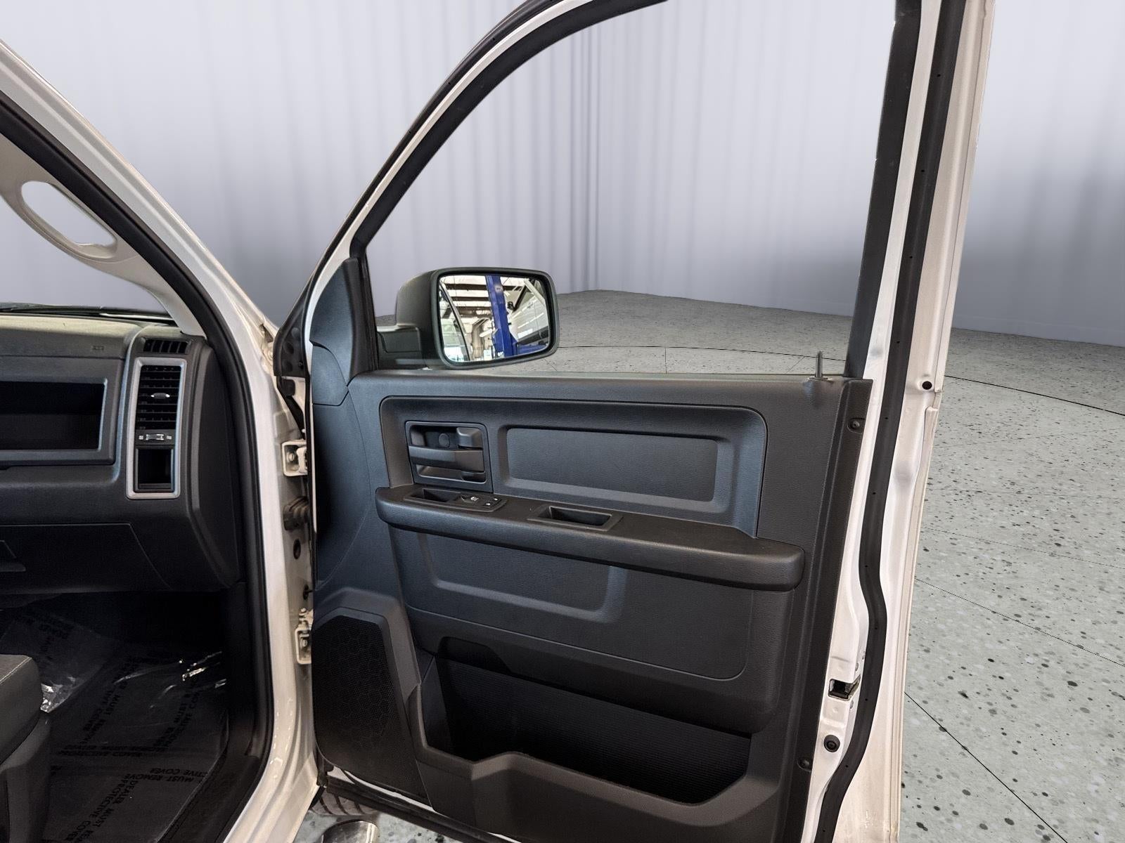 2021 RAM 1500 Classic Tradesman Quad Cab 4x2 6'4' Box