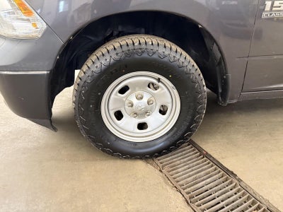 2019 RAM 1500 Classic Tradesman Crew Cab 4x4 5'7' Box