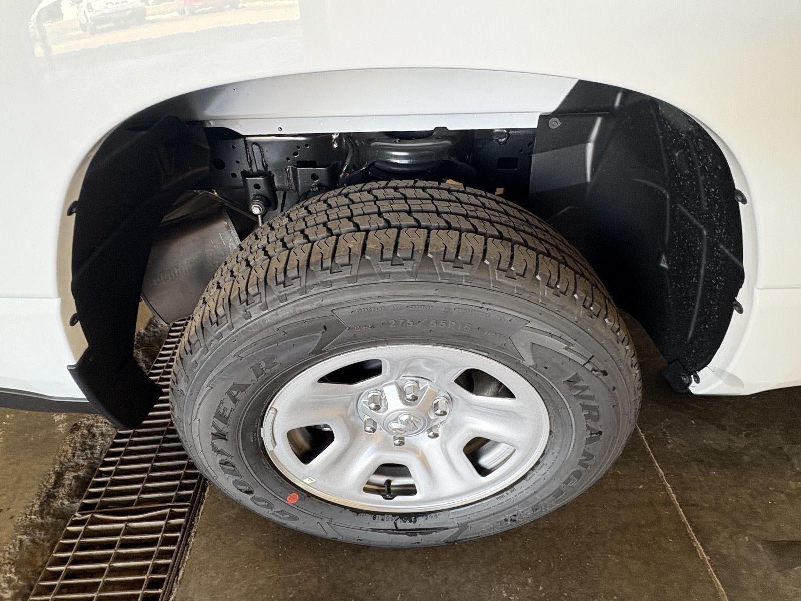 2026 RAM Ram 1500 RAM 1500 TRADESMAN QUAD CAB 4X4 6'4' BOX