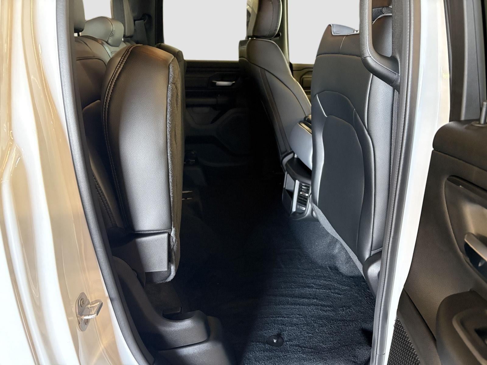 2026 RAM Ram 1500 RAM 1500 TRADESMAN QUAD CAB 4X4 6'4' BOX