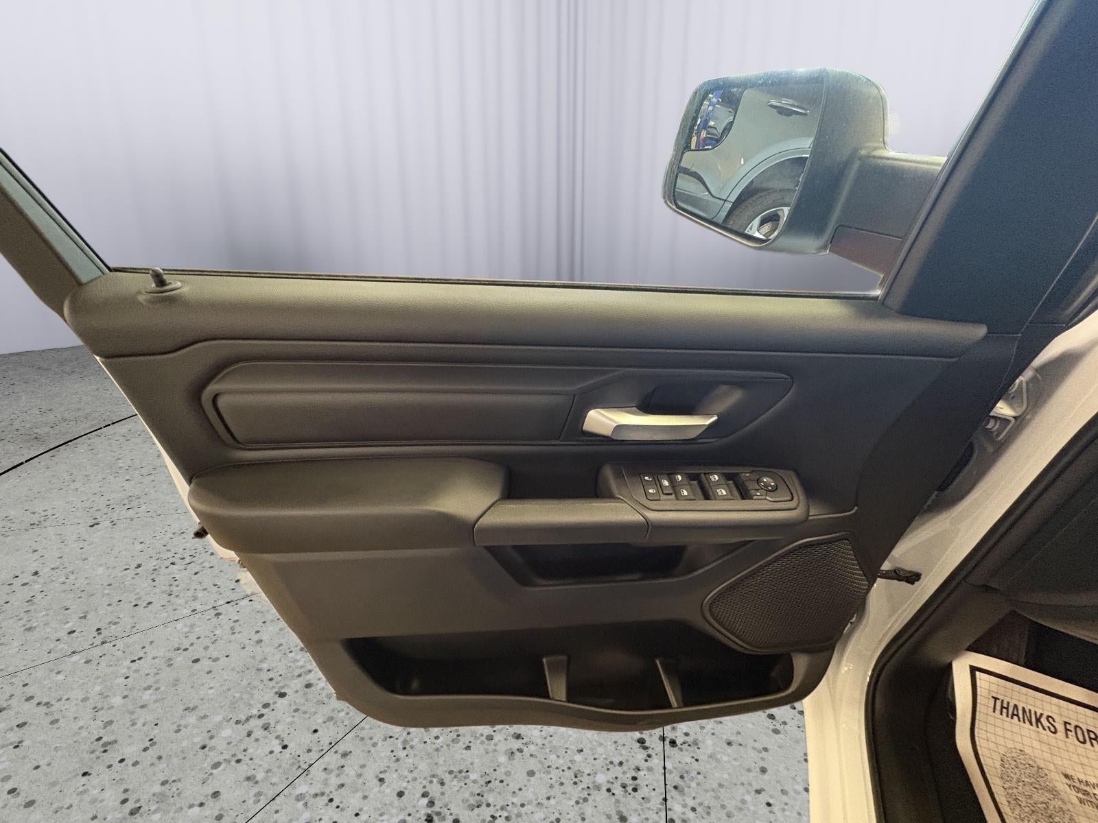 2026 RAM Ram 1500 RAM 1500 TRADESMAN QUAD CAB 4X4 6'4' BOX