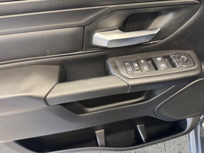 2026 RAM 1500 RAM 1500 TRADESMAN CREW CAB 4X4 5'7' BOX