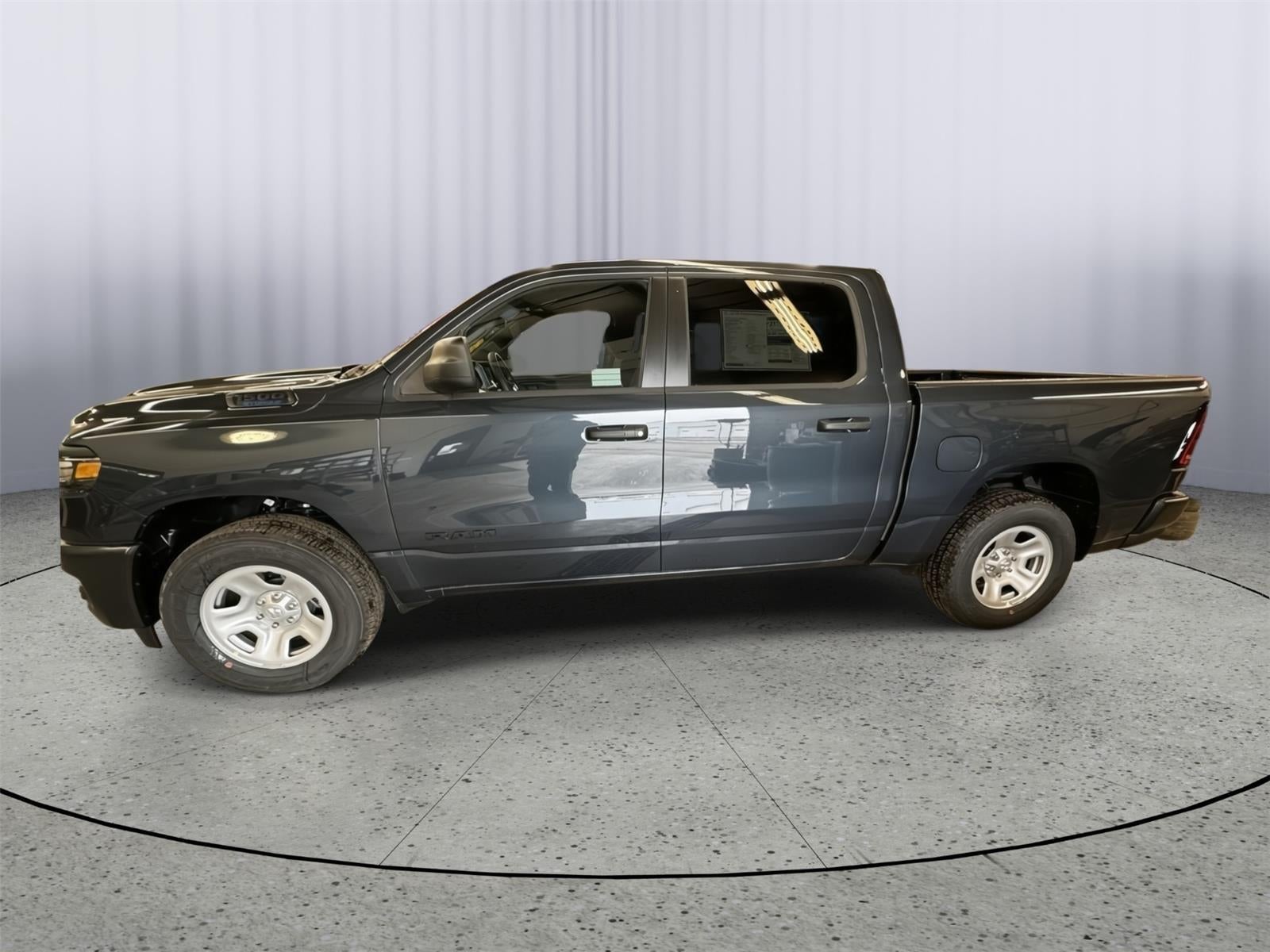 2026 RAM 1500 RAM 1500 TRADESMAN CREW CAB 4X4 5'7' BOX