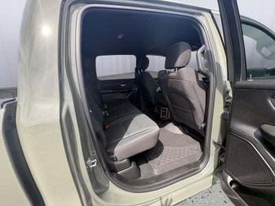 2026 RAM 1500 RAM 1500 TRADESMAN CREW CAB 4X4 5'7' BOX