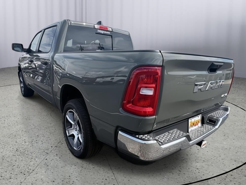 2026 RAM 1500 RAM 1500 TRADESMAN CREW CAB 4X4 5'7' BOX