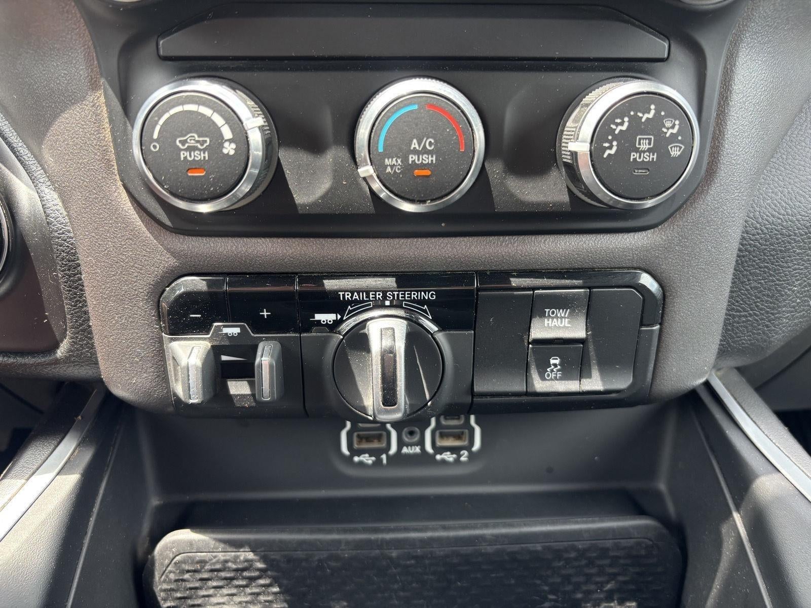 2021 RAM 1500 Big Horn Crew Cab 4x4 5'7' Box