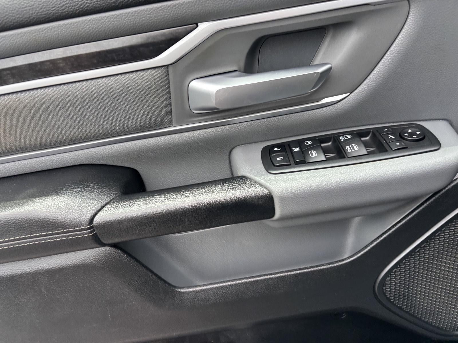 2021 RAM 1500 Big Horn Crew Cab 4x4 5'7' Box