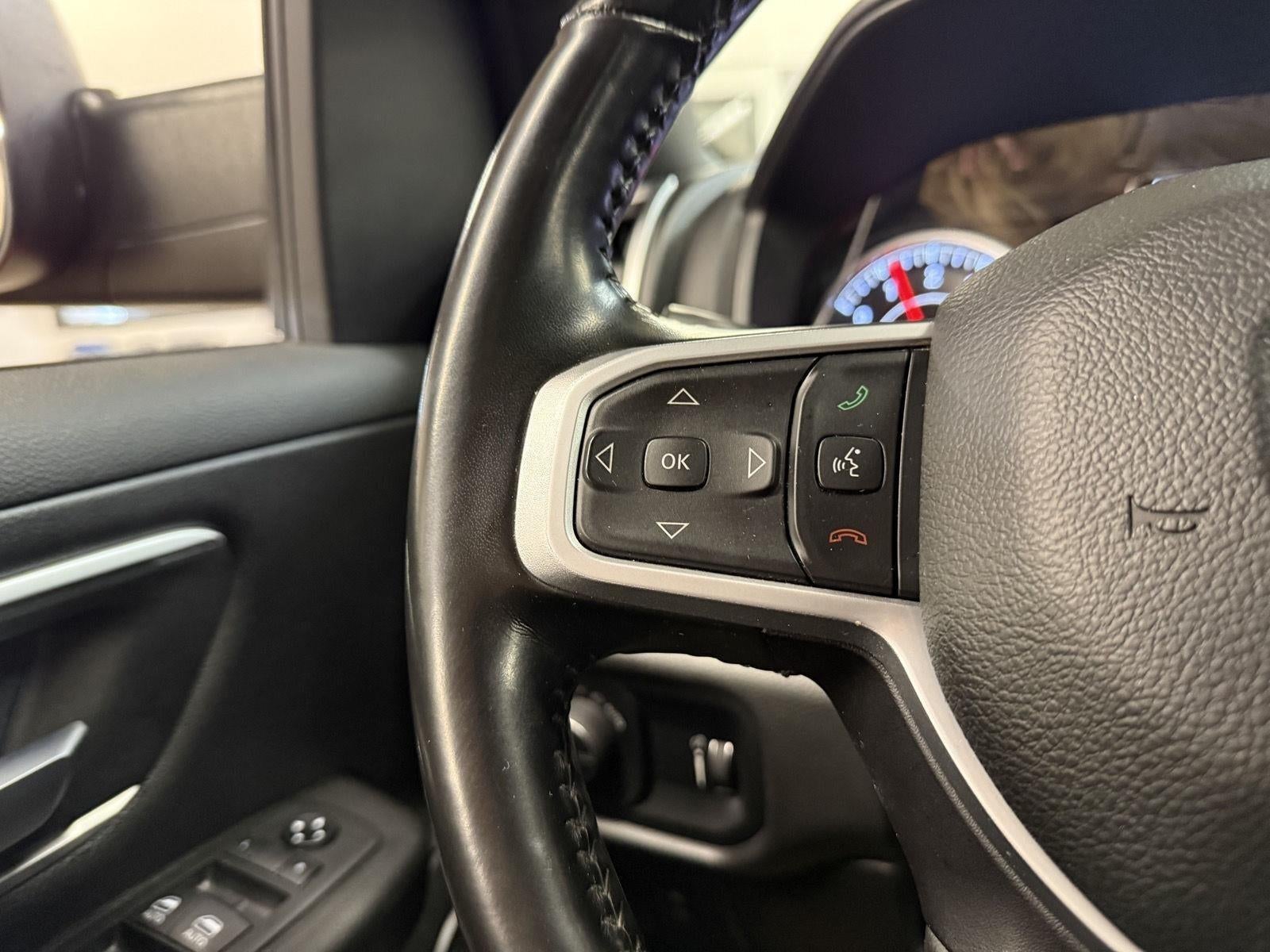 2021 RAM 1500 Big Horn Crew Cab 4x4 5'7' Box