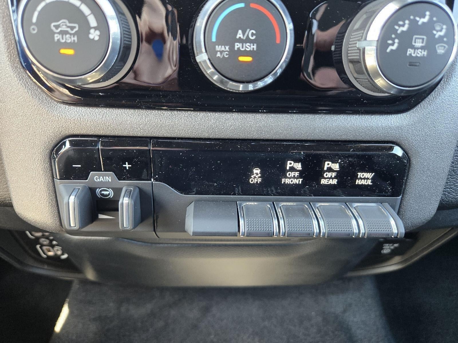 2026 RAM Ram 1500 RAM 1500 WARLOCK CREW CAB 4X4 5'7' BOX