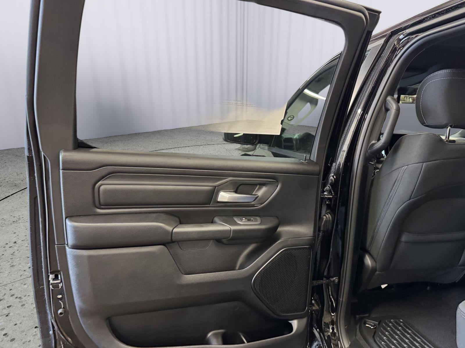 2026 RAM 1500 RAM 1500 WARLOCK CREW CAB 4X4 5'7' BOX