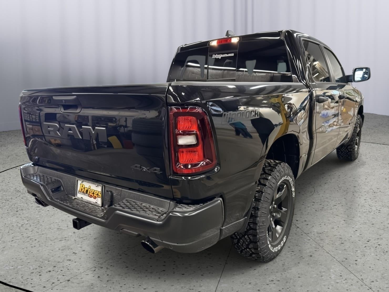 2026 RAM 1500 RAM 1500 WARLOCK CREW CAB 4X4 5'7' BOX