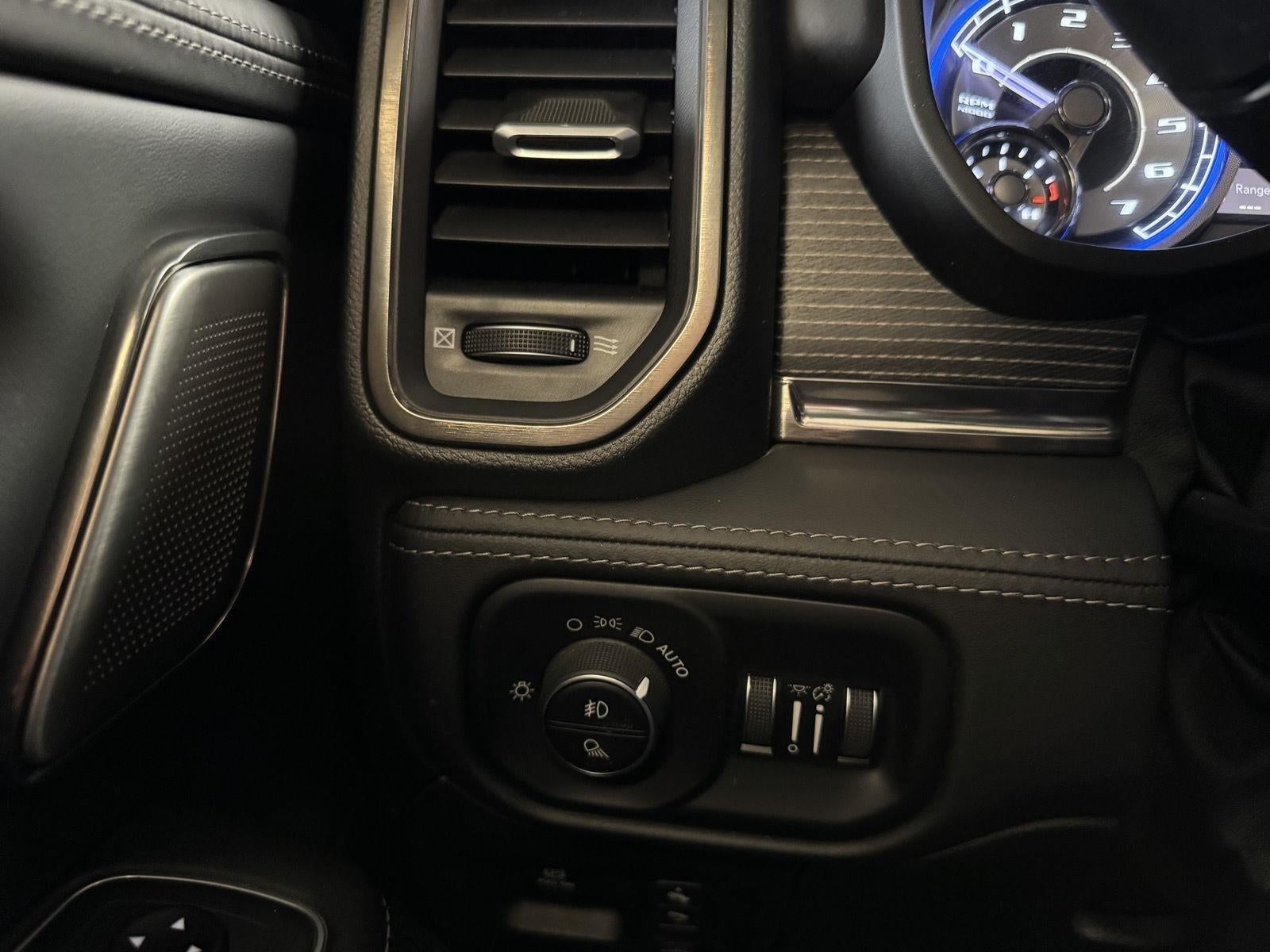 2020 RAM 1500 Limited Crew Cab 4x4 5'7' Box