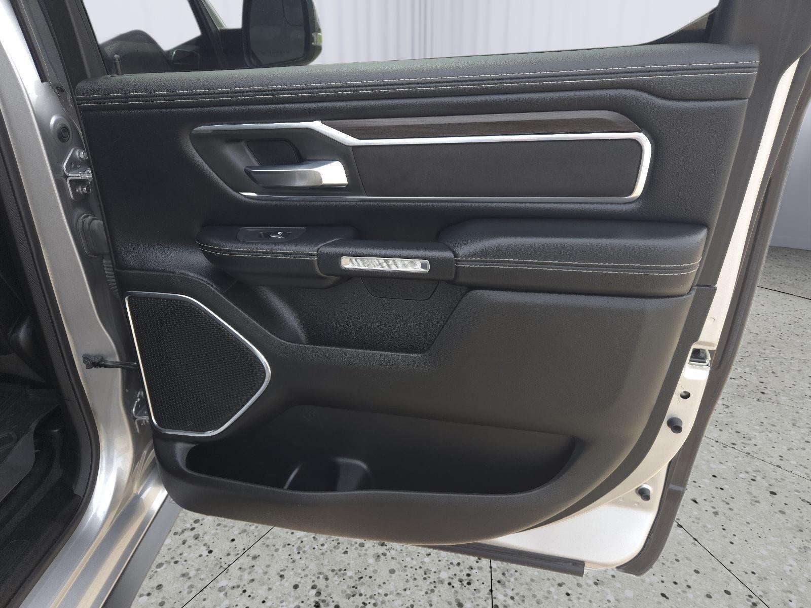 2025 RAM 1500 Laramie Crew Cab 4x4 5'7' Box