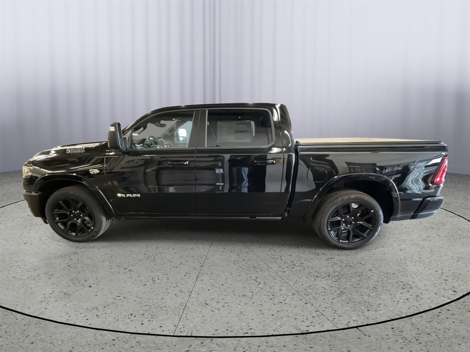 2026 RAM 1500 RAM 1500 LARAMIE CREW CAB 4X4 5'7' BOX
