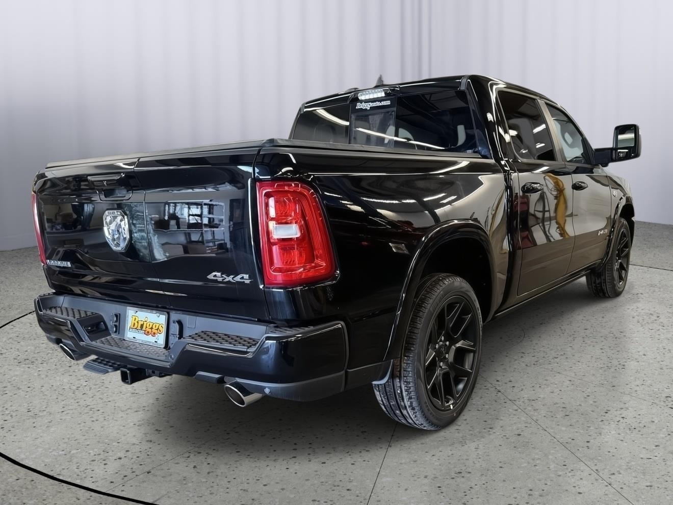 2026 RAM 1500 RAM 1500 LARAMIE CREW CAB 4X4 5'7' BOX