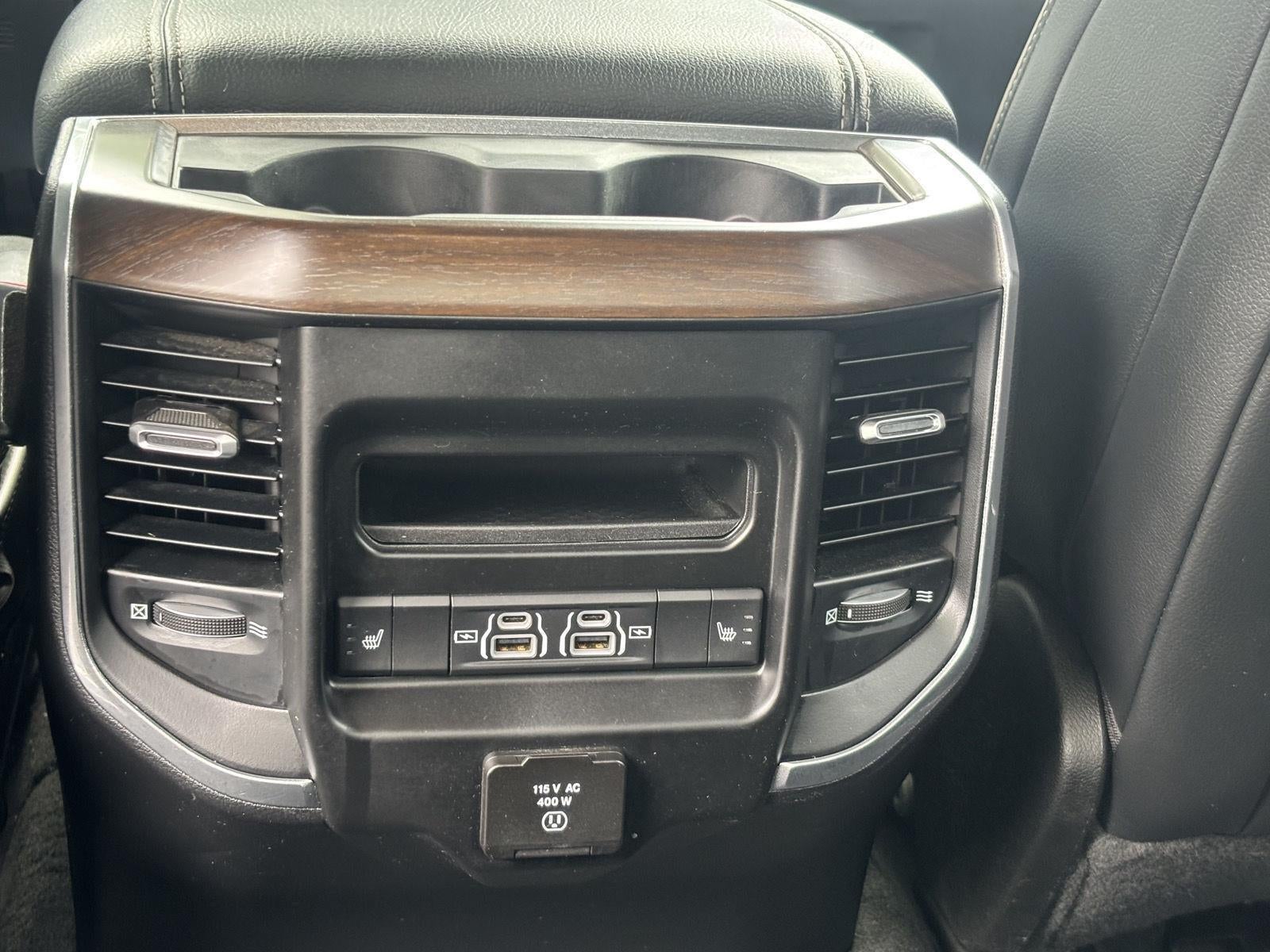 2021 RAM 1500 Laramie Crew Cab 4x4 5'7' Box