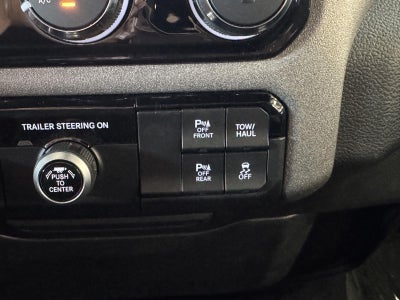 2026 RAM 1500 RAM 1500 EXPRESS CREW CAB 4X4 6'4' BOX
