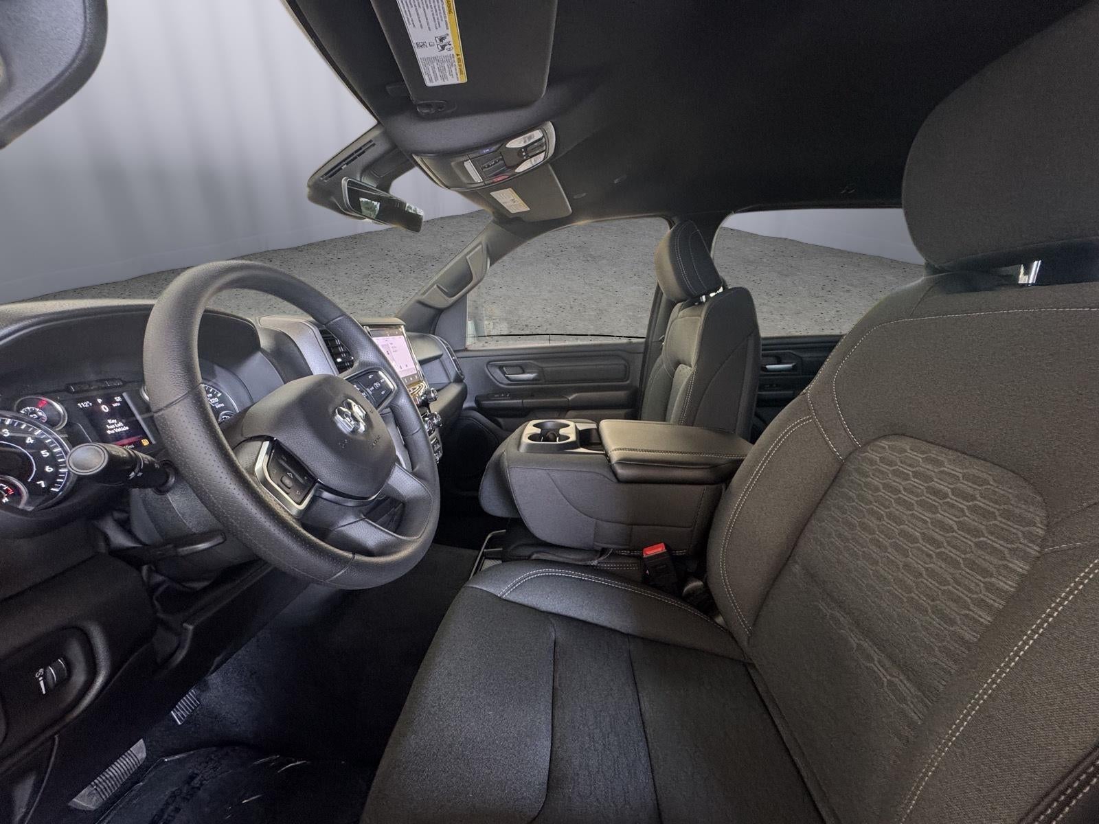 2026 RAM Ram 1500 RAM 1500 EXPRESS CREW CAB 4X4 6'4' BOX
