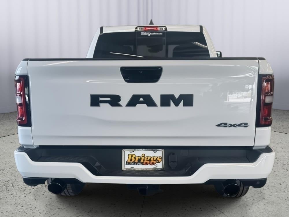 2026 RAM Ram 1500 RAM 1500 EXPRESS CREW CAB 4X4 6'4' BOX