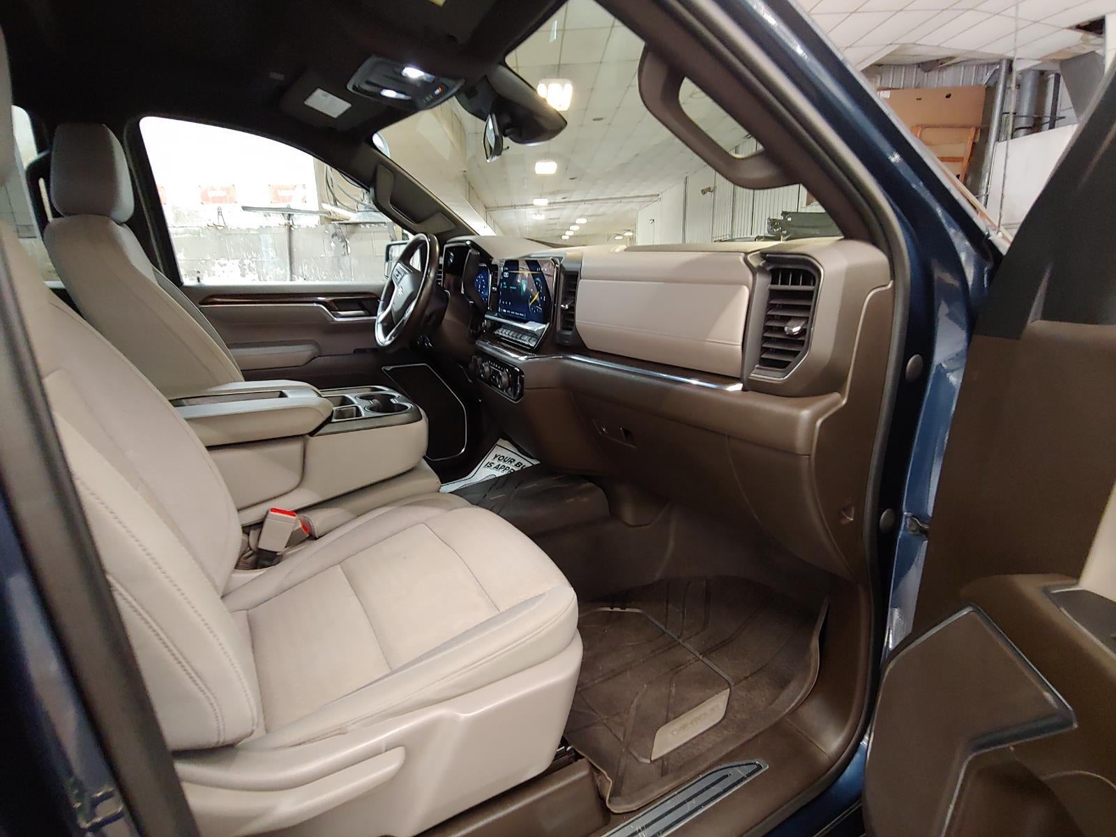 2023 Chevrolet Silverado 1500 4WD Crew Cab Standard Bed LT