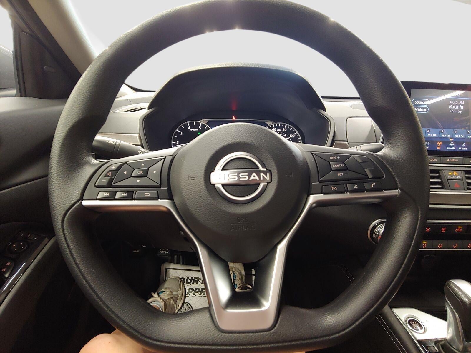 2023 Nissan Altima SV FWD