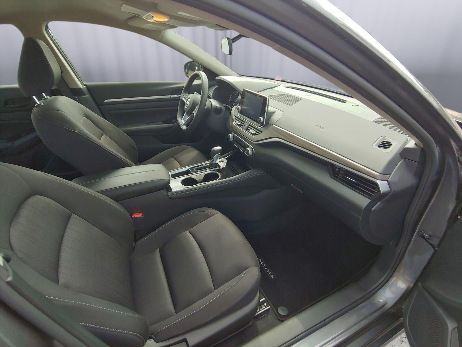 2023 Nissan Altima SV FWD