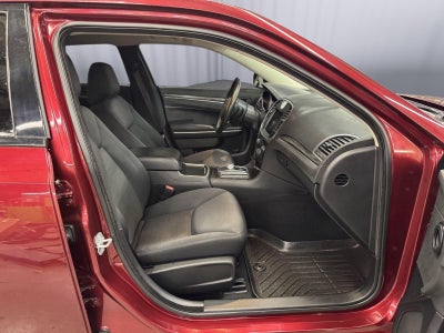 2019 Chrysler 300 Touring