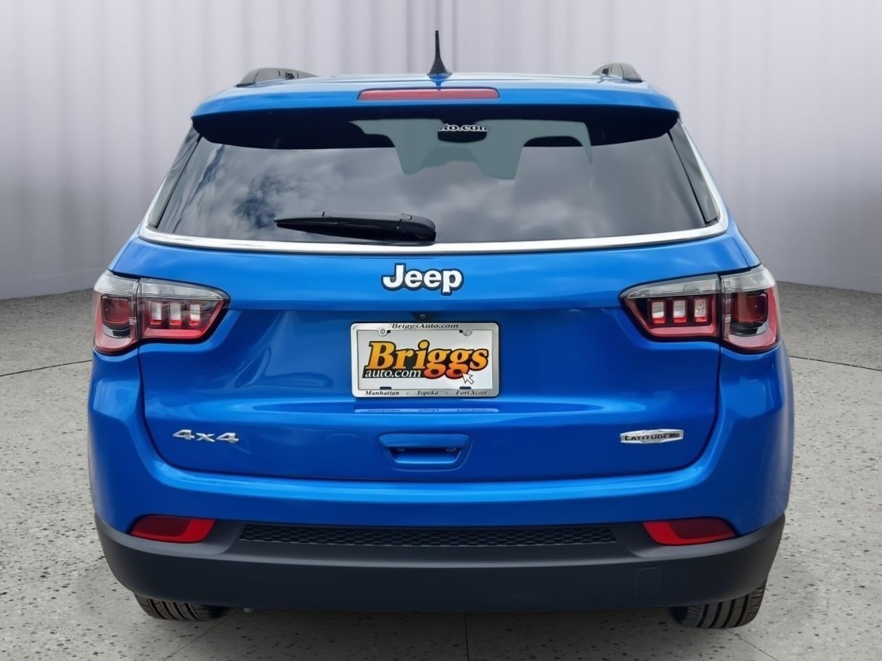 2023 Jeep Compass Latitude Lux FWD