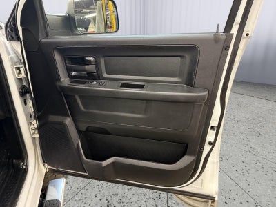 2021 RAM 3500 Tradesman Crew Cab 4x4 8' Box