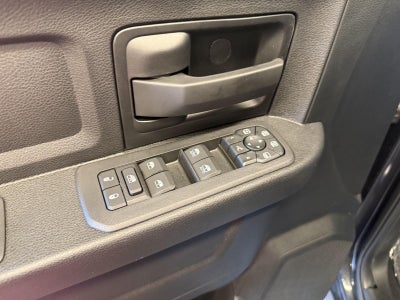 2026 RAM 2500 RAM 2500 BLACK EXPRESS CREW CAB 4X4 6'4' BOX