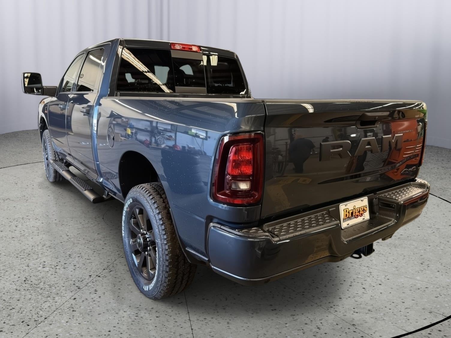 2026 RAM 2500 RAM 2500 BLACK EXPRESS CREW CAB 4X4 6'4' BOX