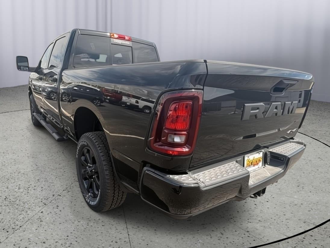 2026 RAM 2500 RAM 2500 BLACK EXPRESS CREW CAB 4X4 6'4' BOX